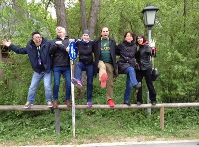 L'équipe Touch Associates participant à une activité de team building en plein air à Munich, en Allemagne